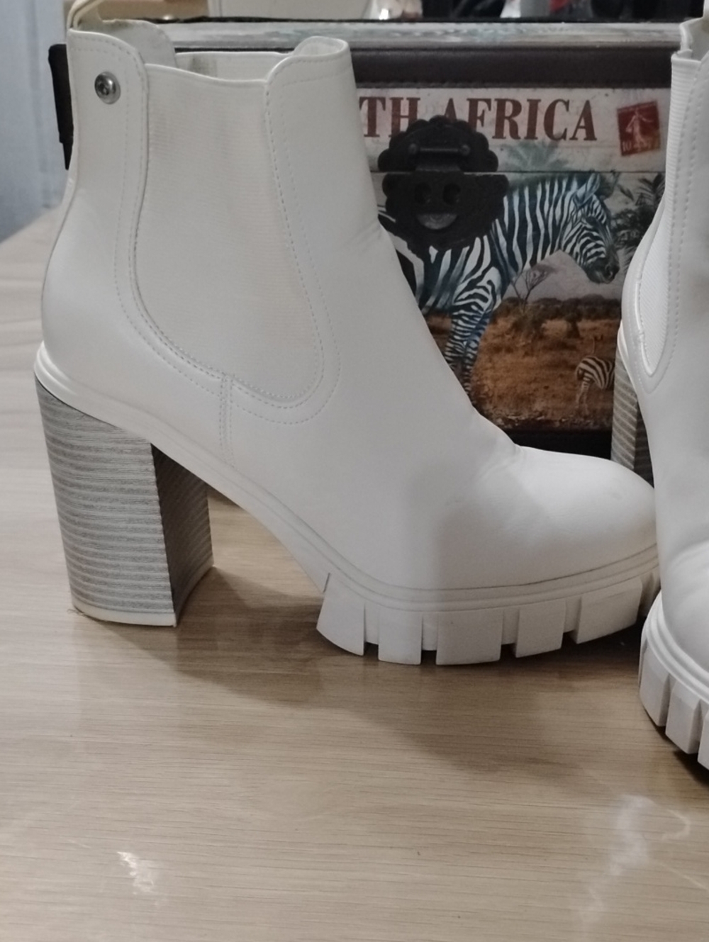 White Chunky Heel Chelsea Boot - Women